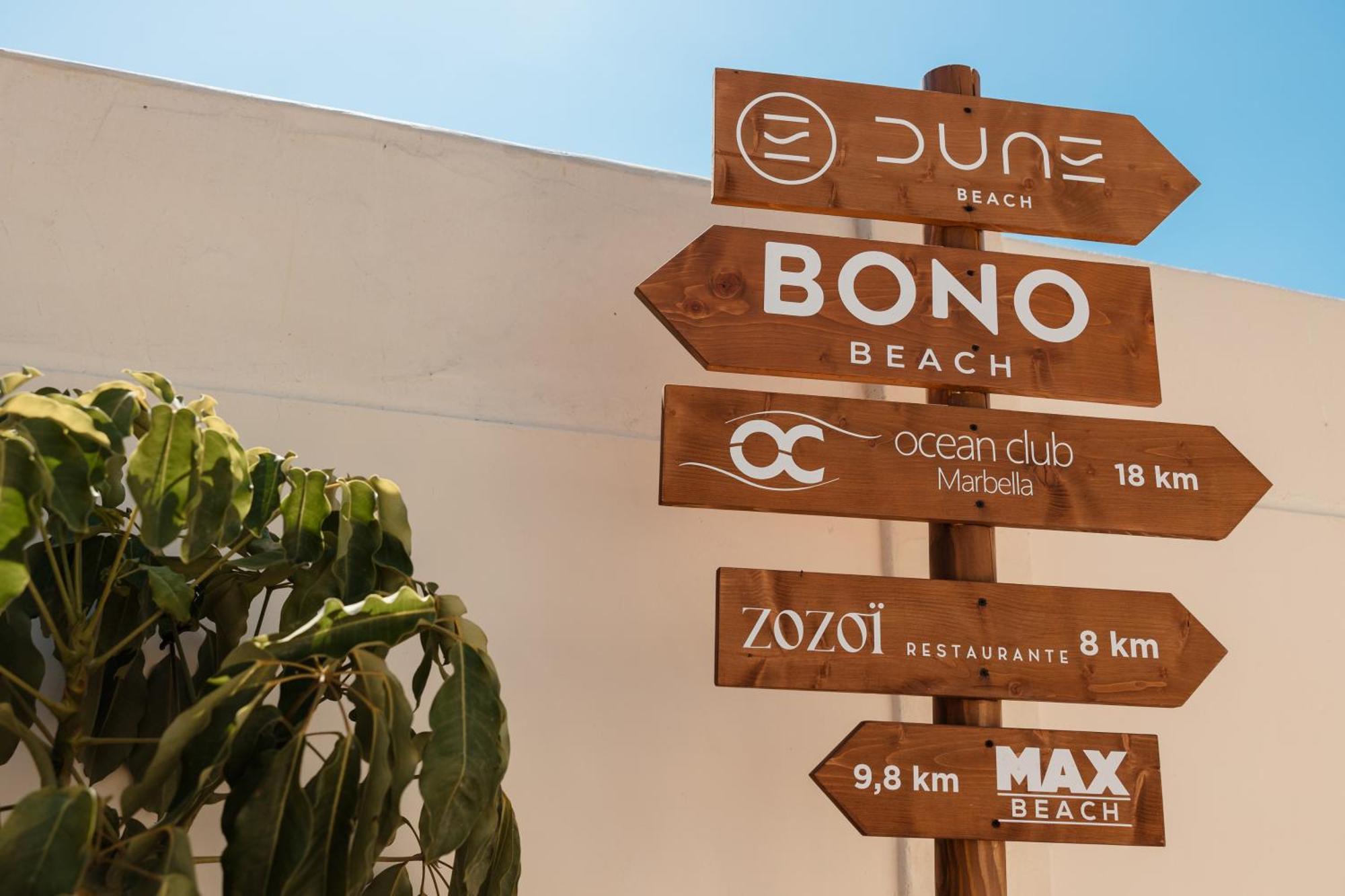 Holiday home 3-story Townhouse For 7, Newly Renovated, Terrace, Bbq, And Access In Arenal, Marbella